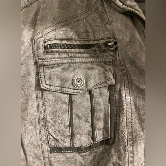 Buckle Jacket - Picture 2 of 8